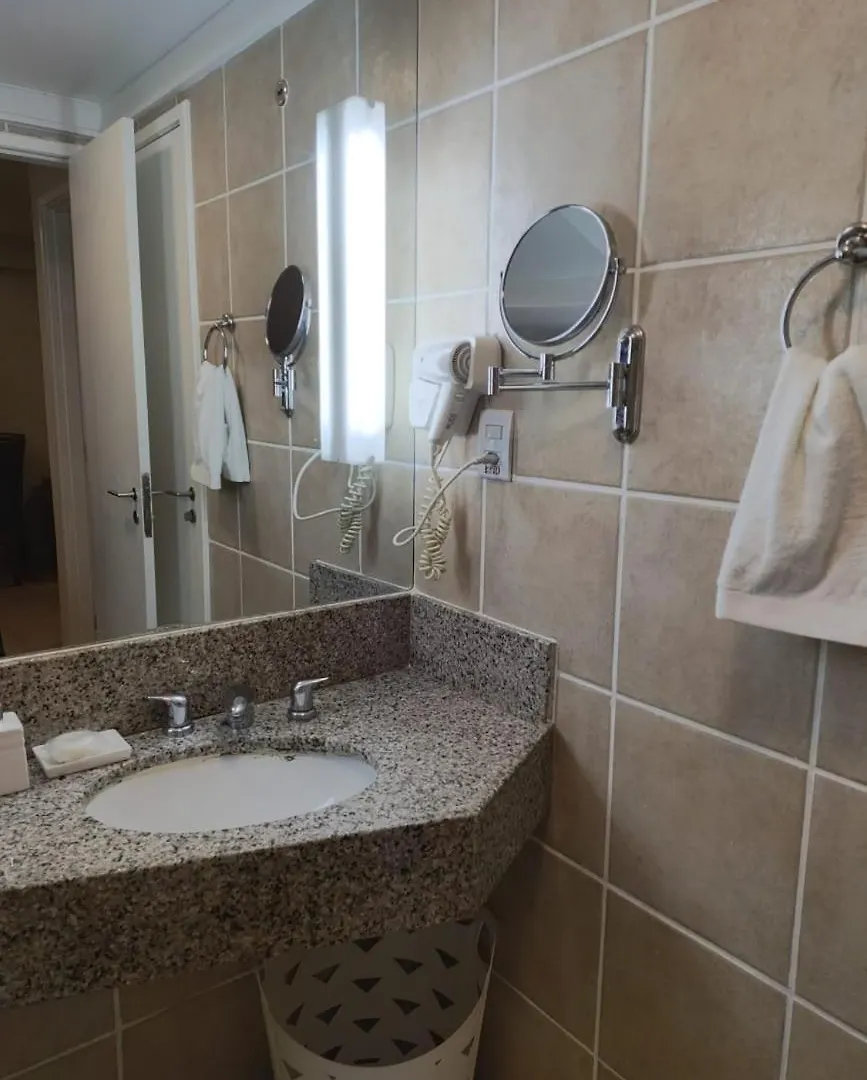 Flat Mercure Beira Mar Meireles Φορταλέζα